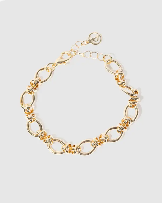 Gold Oval Linked Chain Bracelet